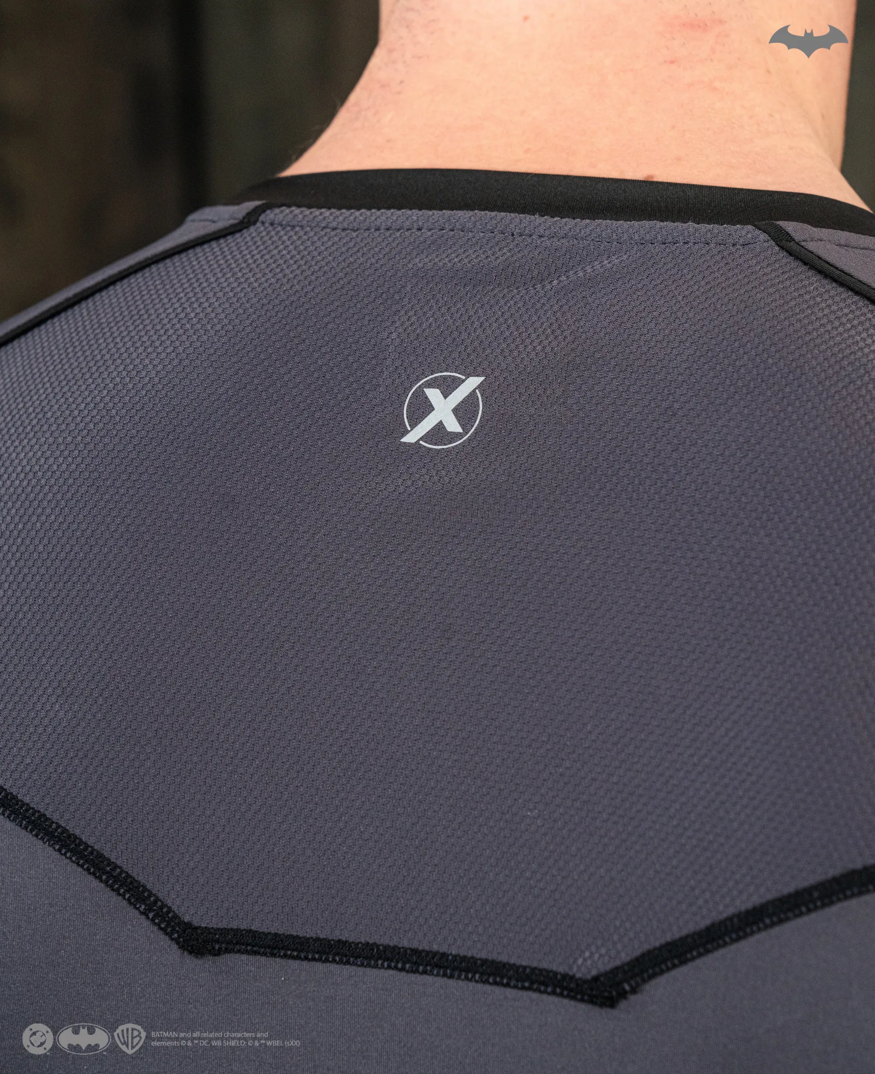 BATMAN Performance Short Sleeve - Gotham Grey