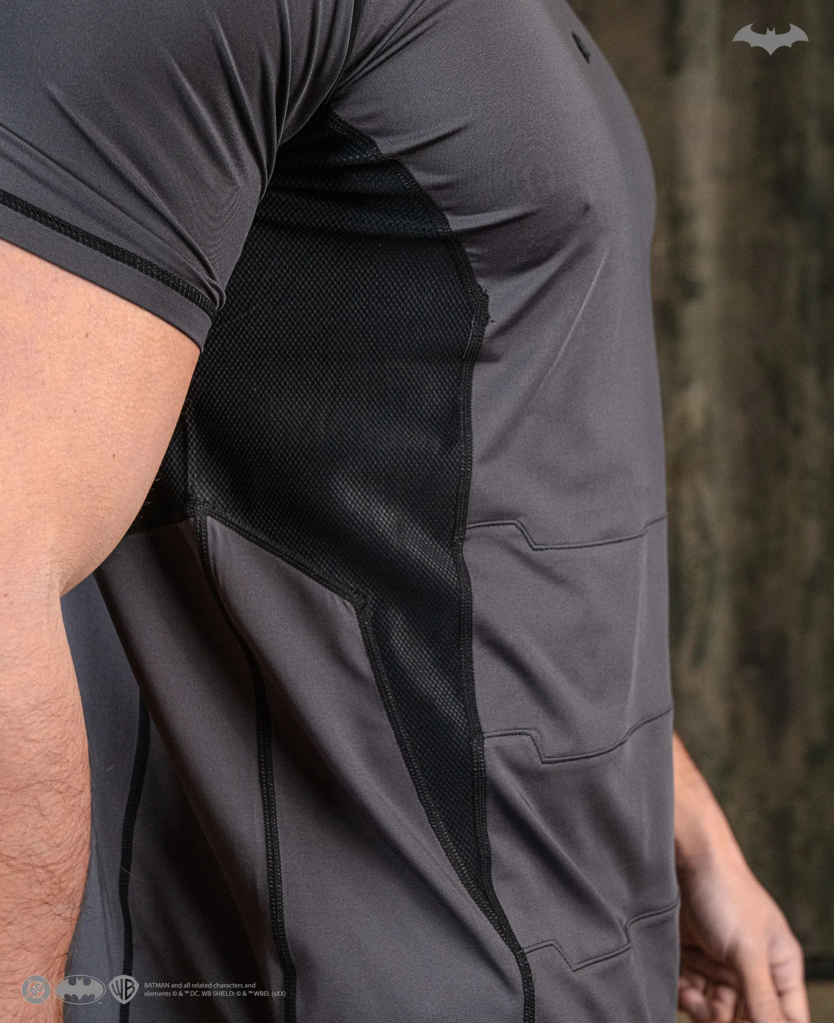 BATMAN Performance Short Sleeve - Gotham Grey