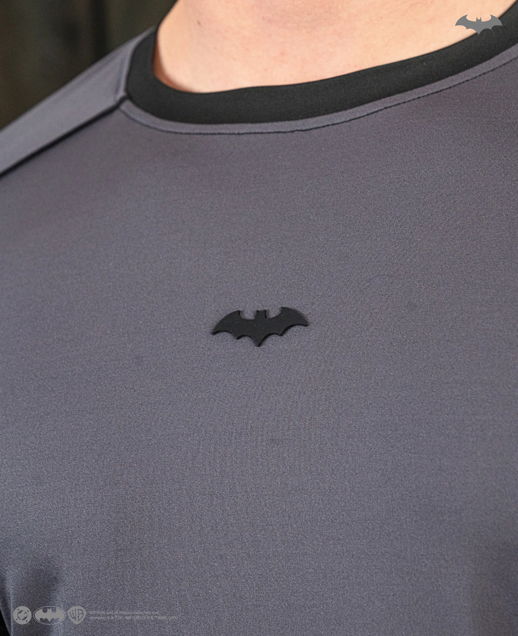 BATMAN Performance Short Sleeve - Gotham Grey