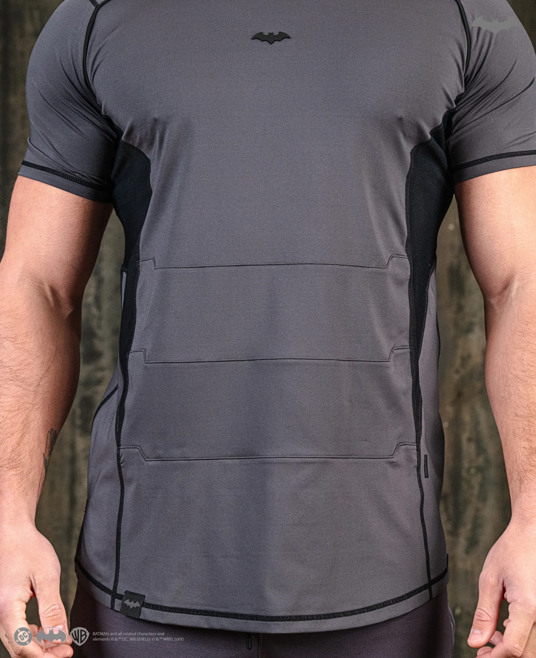BATMAN Performance Short Sleeve - Gotham Grey