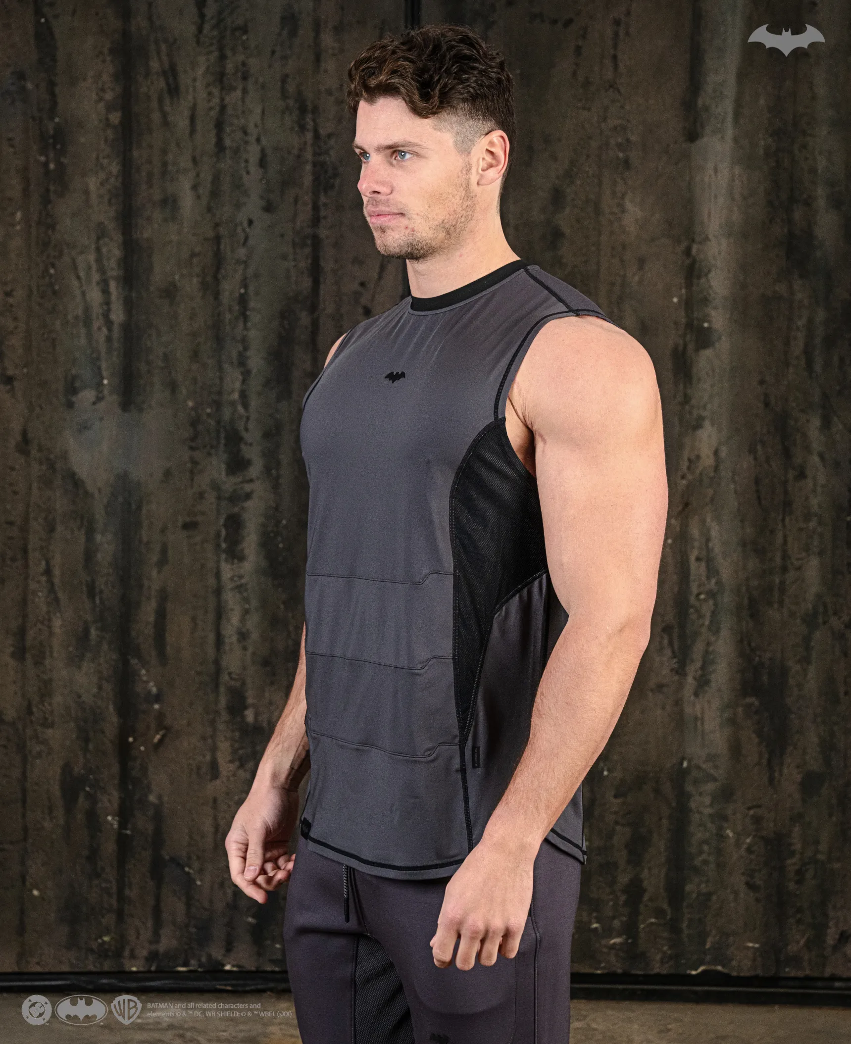 BATMAN Performance Tank Top - Gotham Grey
