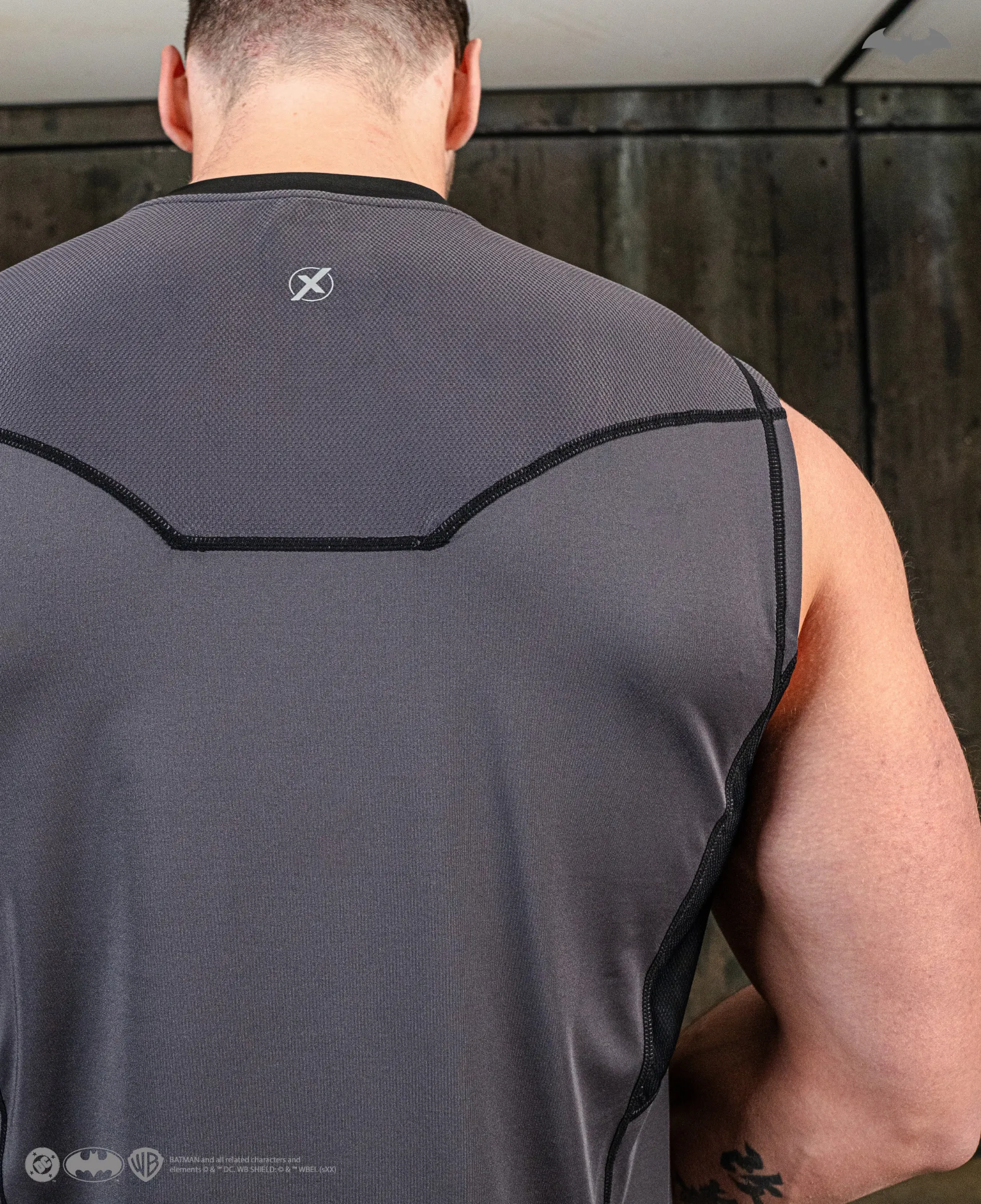 BATMAN Performance Tank Top - Gotham Grey