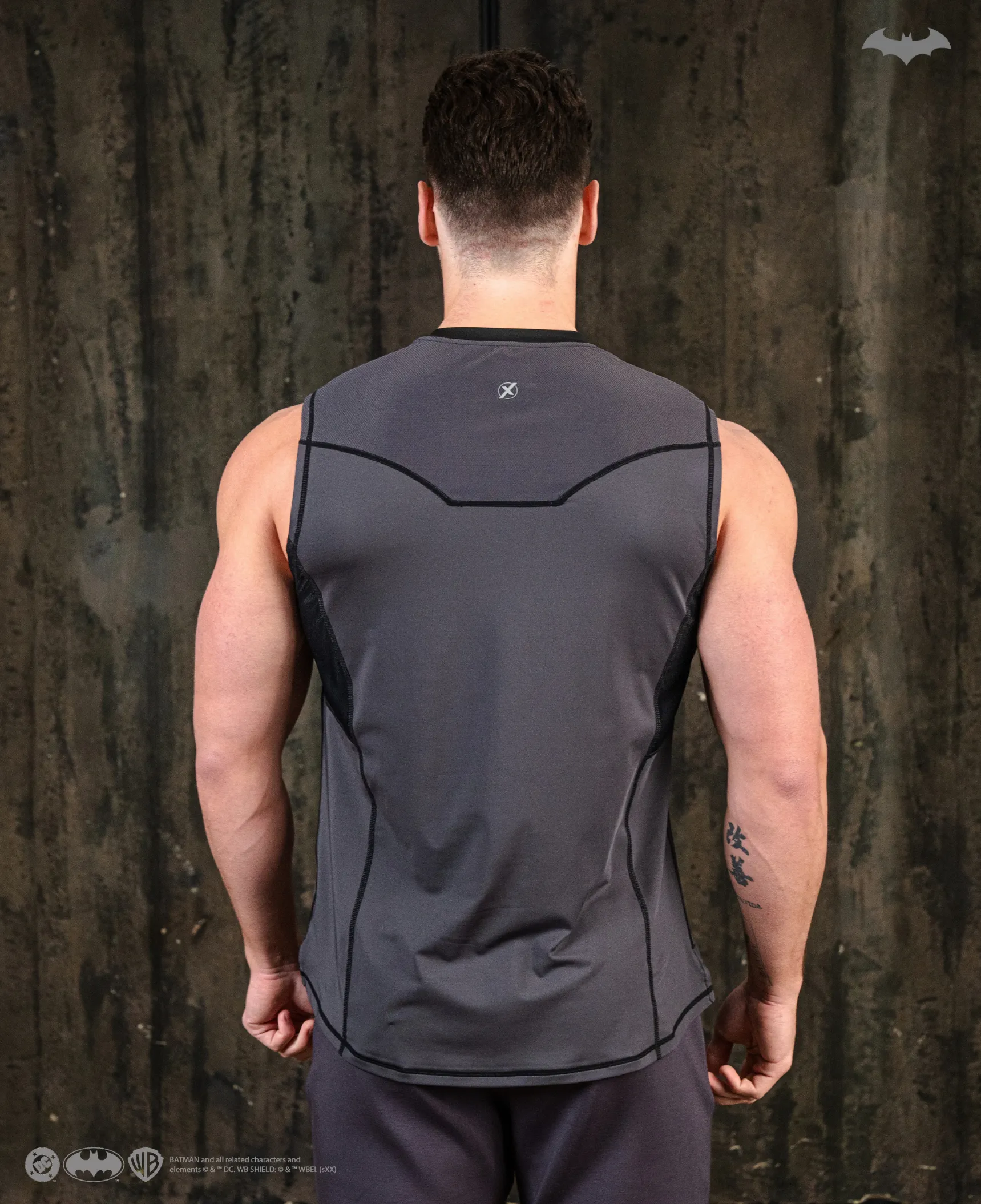 BATMAN Performance Tank Top - Gotham Grey