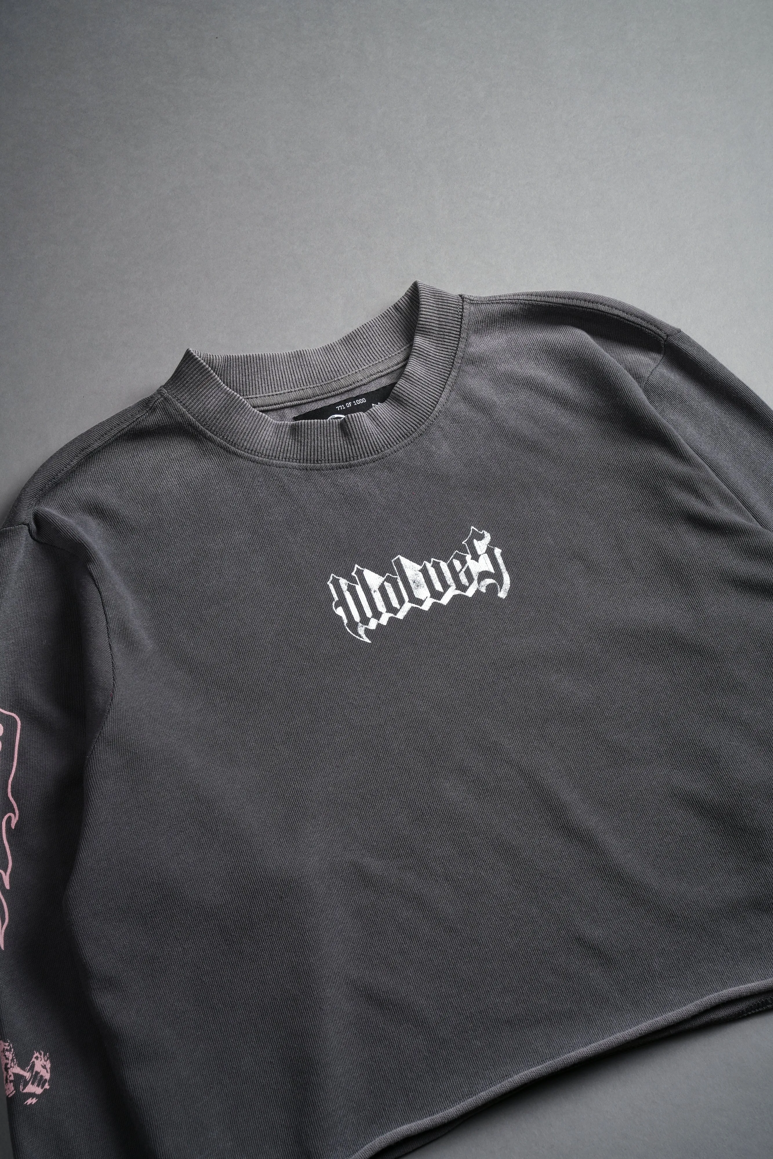 Falling "Premium" (Cropped) L/S Tee in Wolf Gray